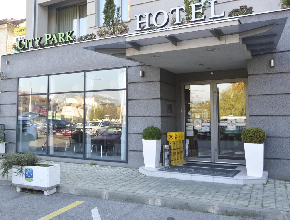City Park Hotel سكوبجي المظهر الخارجي الصورة